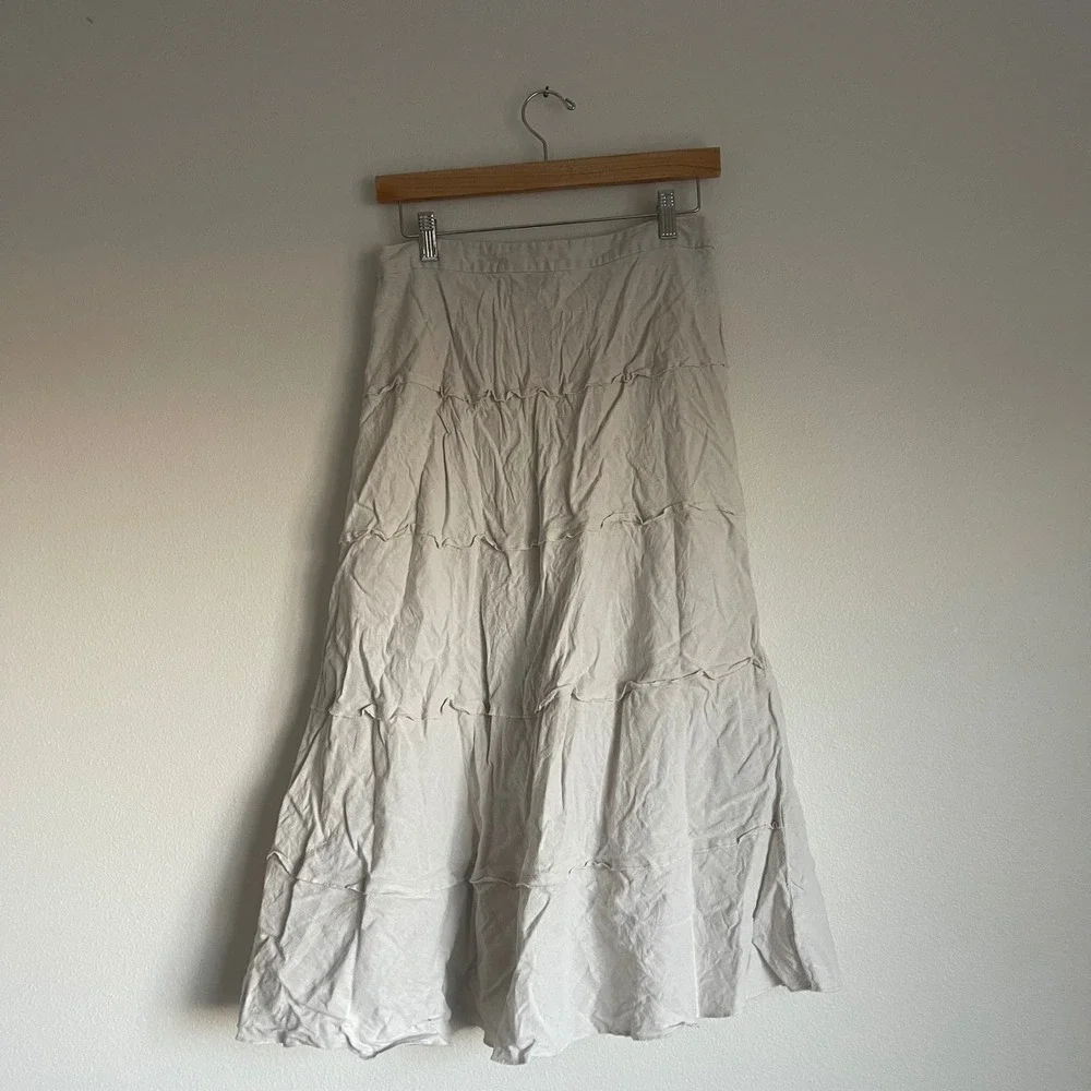 Vintage Christopher and‎ Banks Tiered Beige Linen Midi Skirt Size 8 - Picture 9 of 12